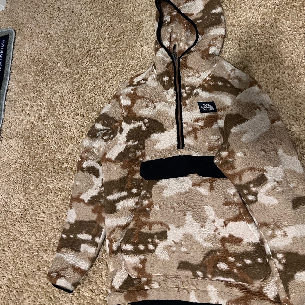 north face ferpa half zip hoodie